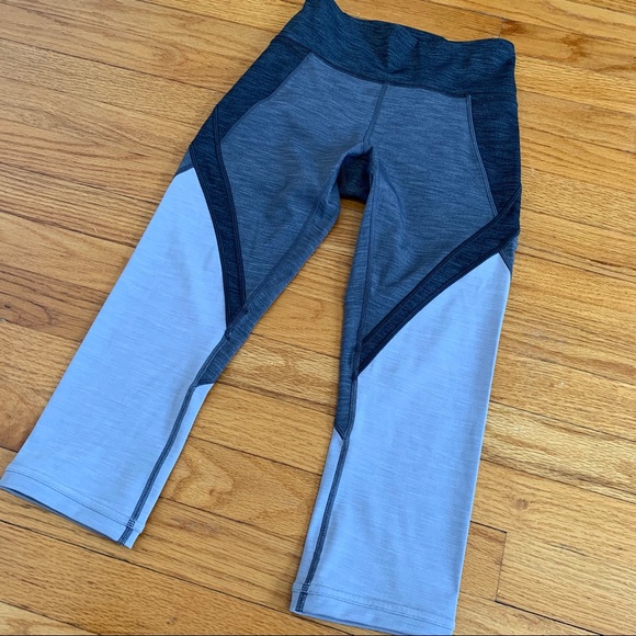 Like-new! Lululemon Athletica Leggings - Picture 2 of 7